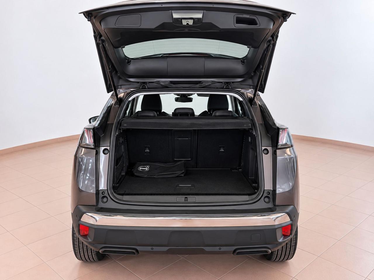 ---IN ARRIVO--- Peugeot 3008 BlueHDi 130 S&S EAT8 Allure