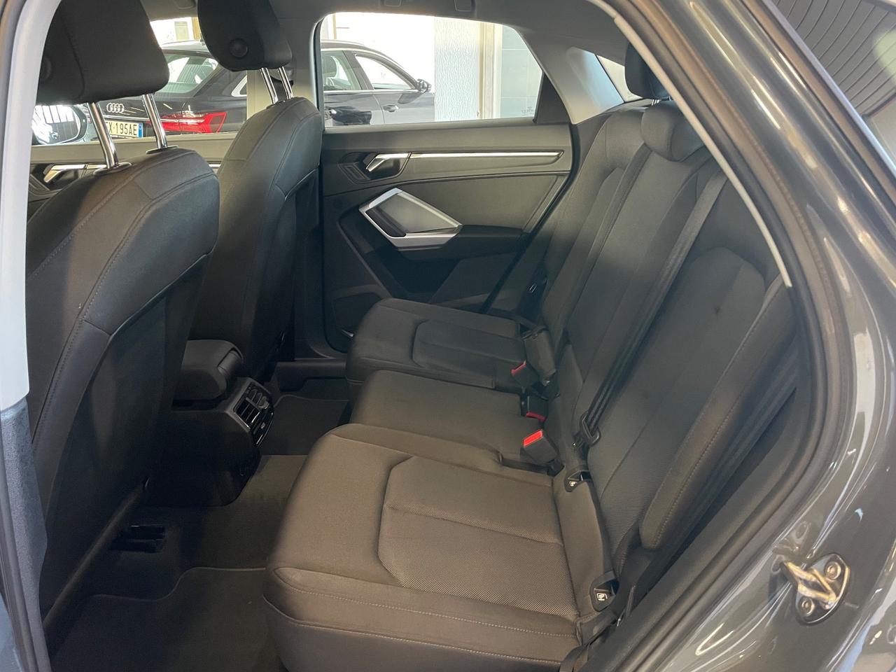 Audi Q3 SPB Sportback 45 TFSI e S tronic Business Plus