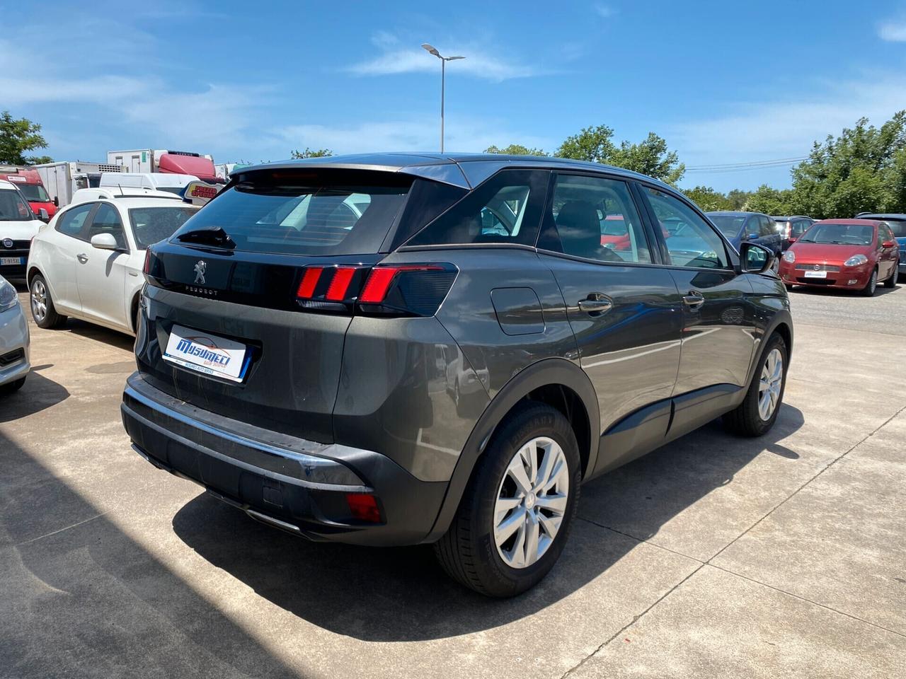 Peugeot 3008 BlueHDi 130 S&S EAT8 Business