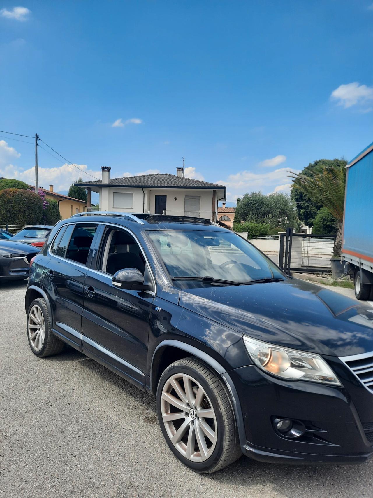 Volkswagen Tiguan 2.0 TDI 170 CV DPF 4MOTION R-Line