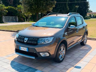 Dacia Sandero Stepway 1.5 Blue dCi 95CV 15th Anniversary