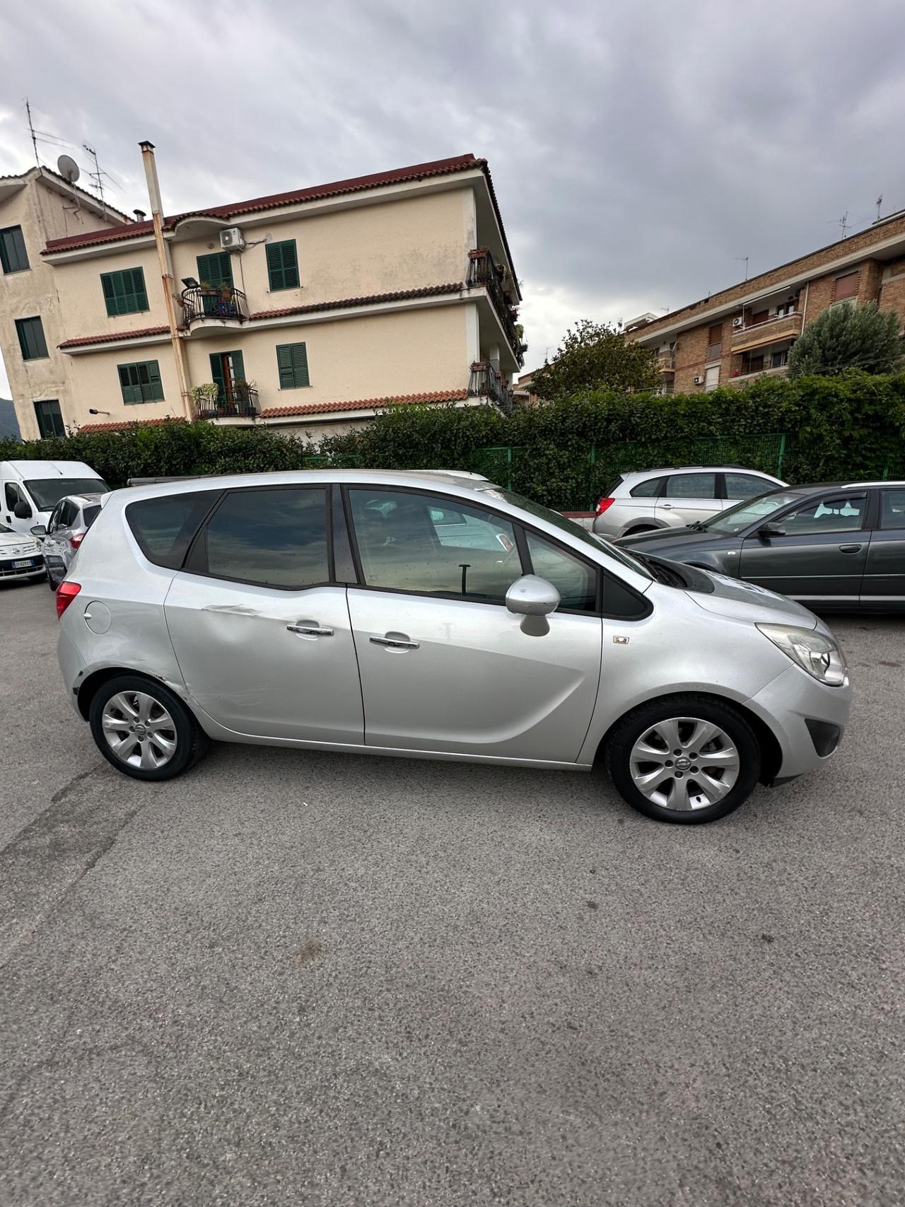 Opel Meriva 1.3 CDTI 95CV ecoFLEX Cosmo