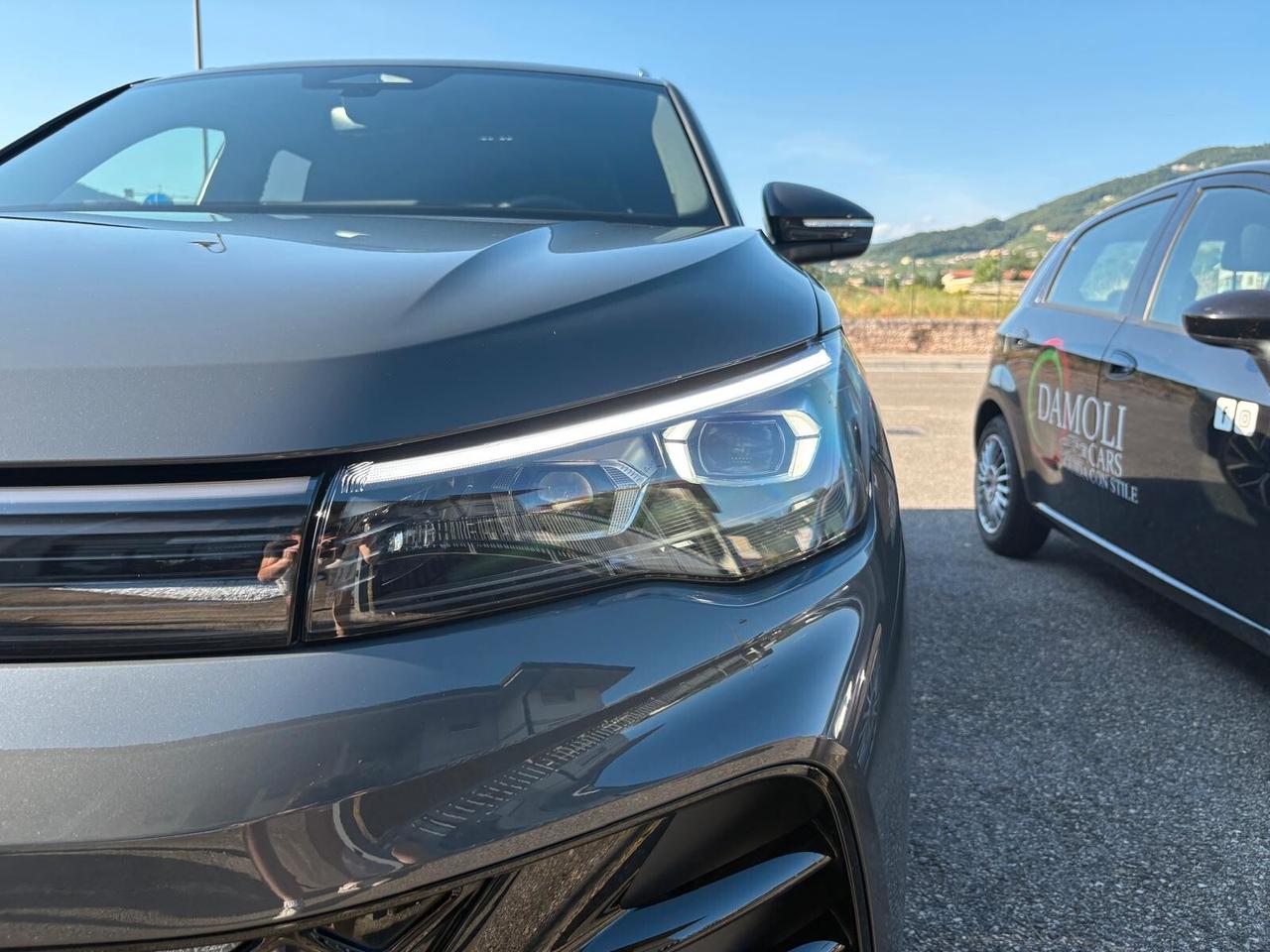 Volkswagen Tiguan VOLKSWAGEN TIGUAN 2.0 TDi R-LINE DSG - MATRIX - KEYLESS