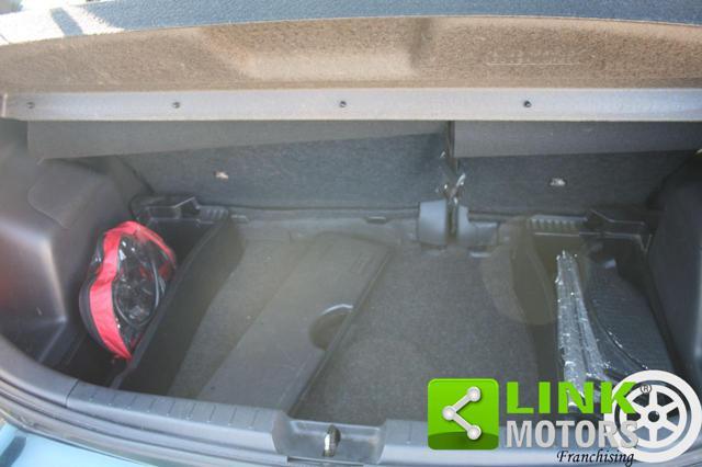 TOYOTA Yaris 1.0 3 porte Sol