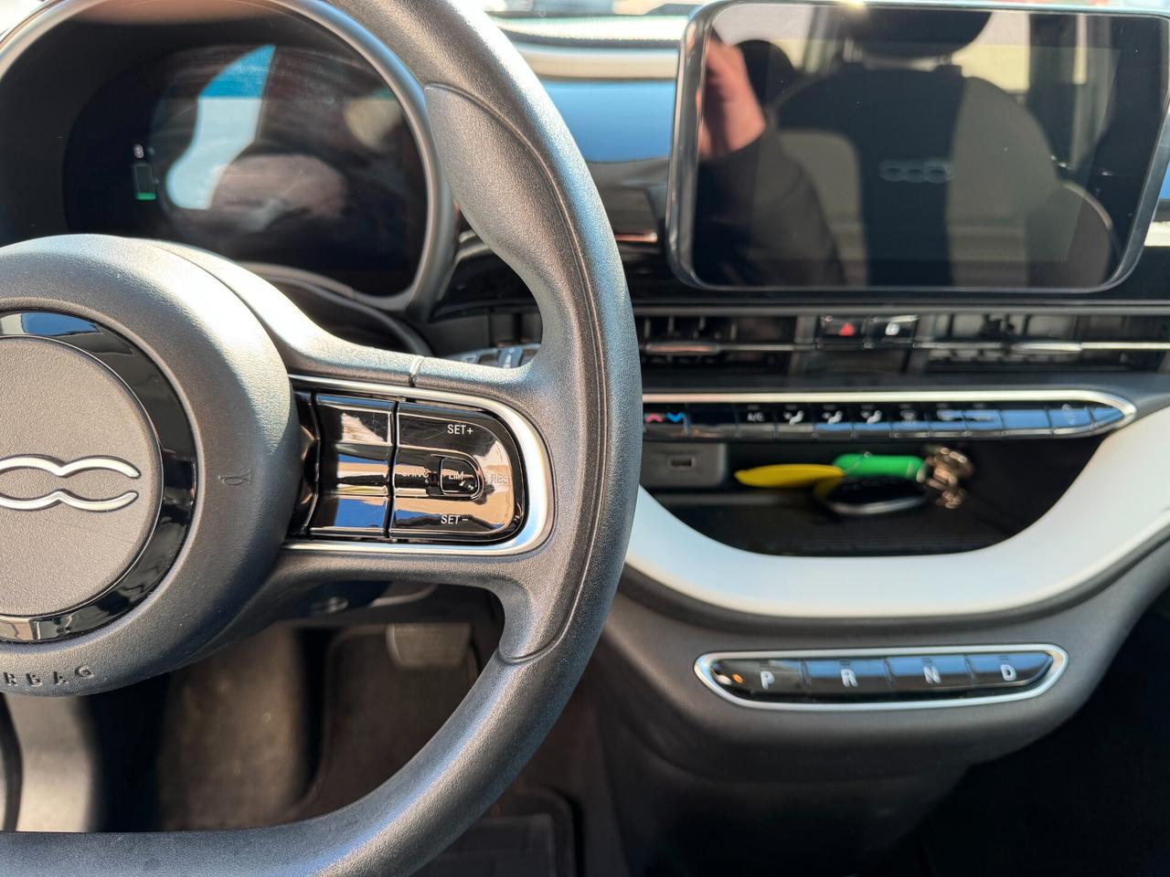 Fiat 500 500e Berlina 23,8 kWh Action