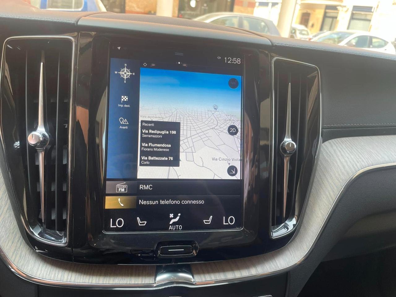 Volvo XC 60 XC60 D4 190cv AWD Inscription TETTO NAVY PELLE LED 19