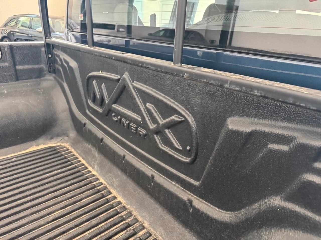 Isuzu D-Max 3.0 TD cat Space Cab 4WD Pick-up LS EU4