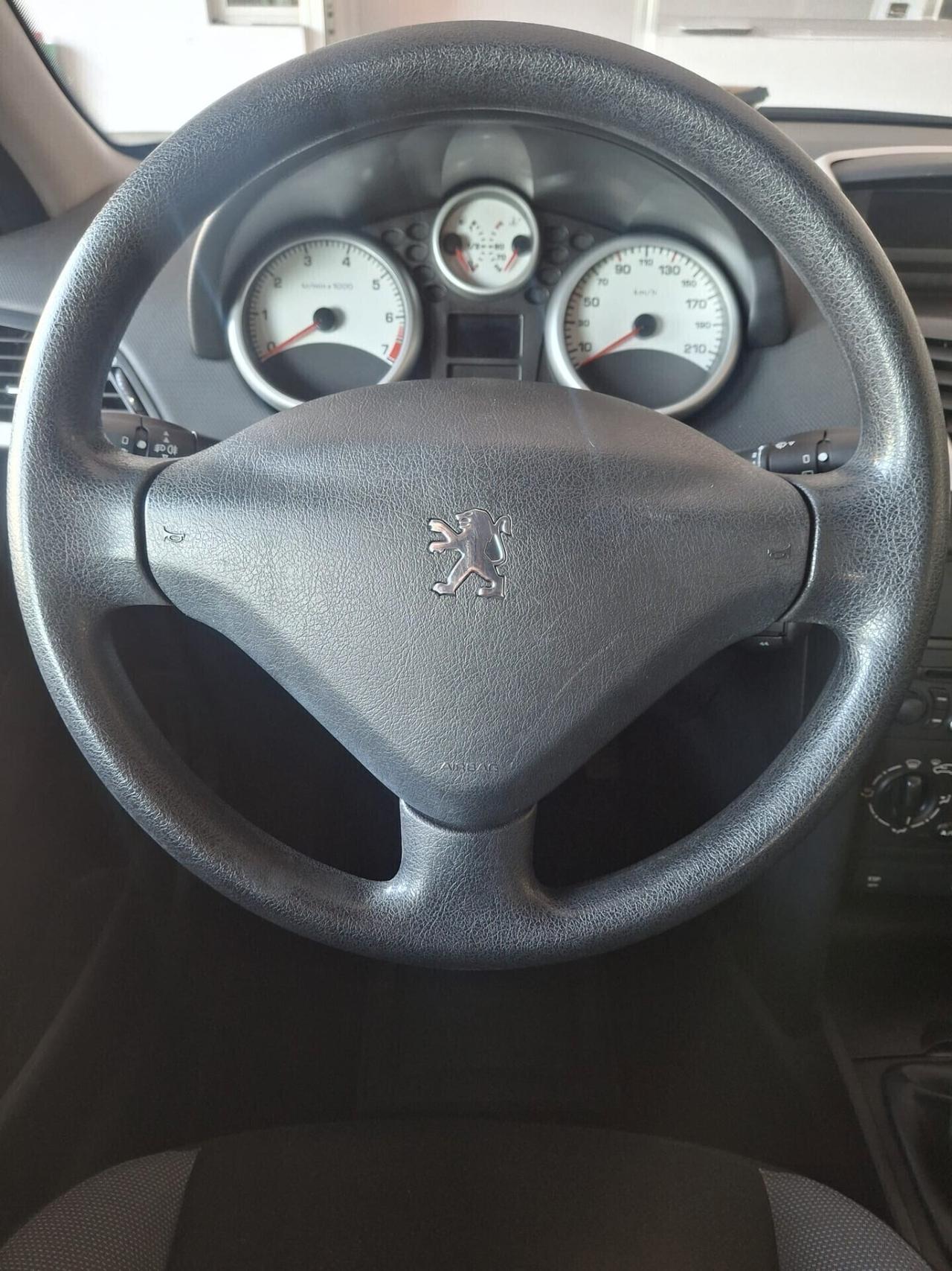 Peugeot 207 * 3p 1.4 8v*CINGHIA FATTA 156000KM