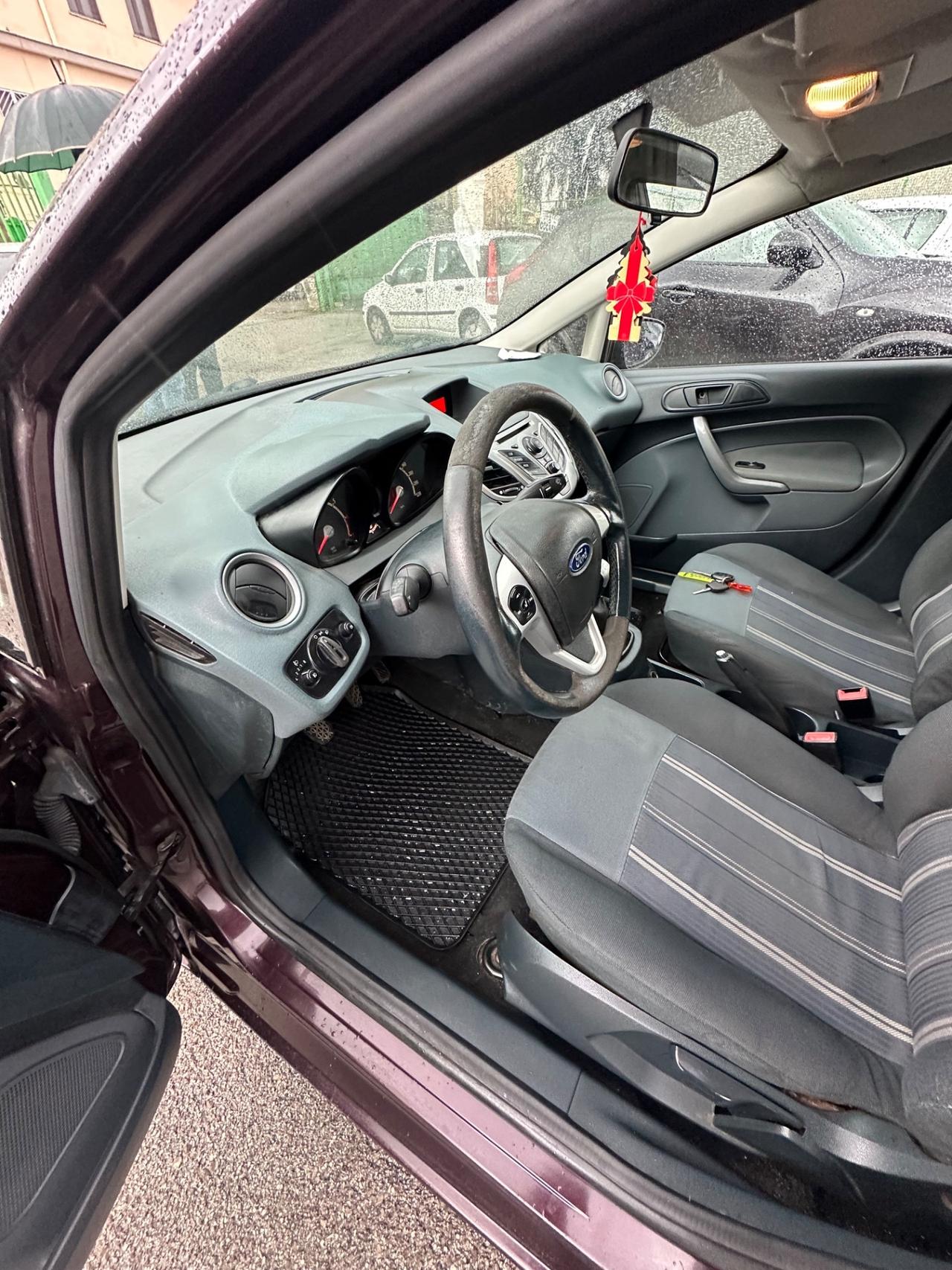 Ford Fiesta 1.2 82 CV 5 porte Titanium