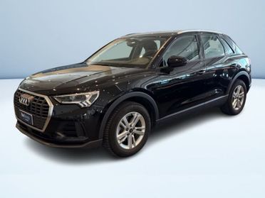 Audi Q3 35 1.5 TFSI BUSINESS ADVANCED S-TRONIC