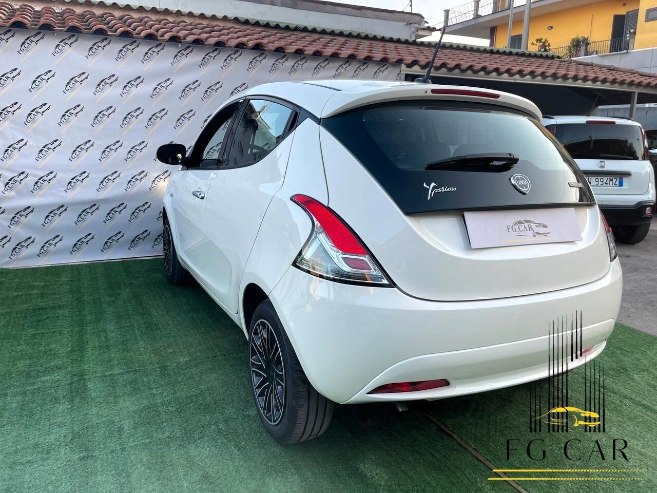 Lancia Ypsilon 1.0 FireFly 5 porte S&S Hybrid Ecochic Gold 09/2021