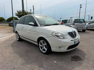 LANCIA Ypsilon 1.4 16V Platino AUTOMATICA