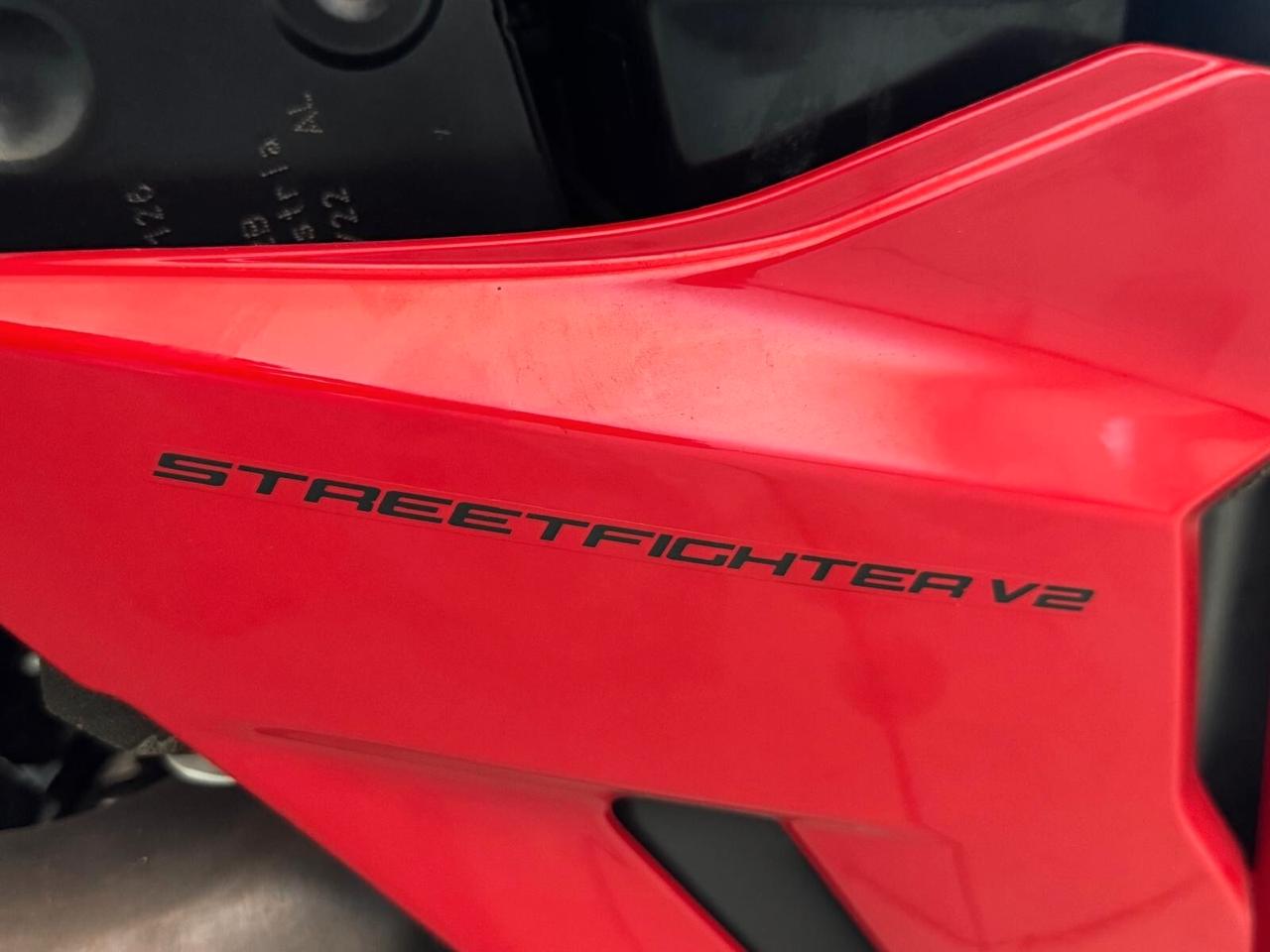 Ducati Streetfighter V2