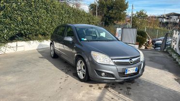 Opel Astra 1.7 CDTI 125CV 5 porte Cosmo