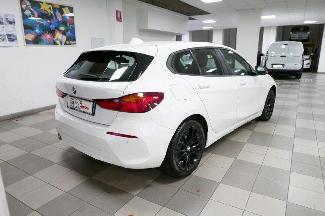 BMW 118 i 5p. Advantage Autom.