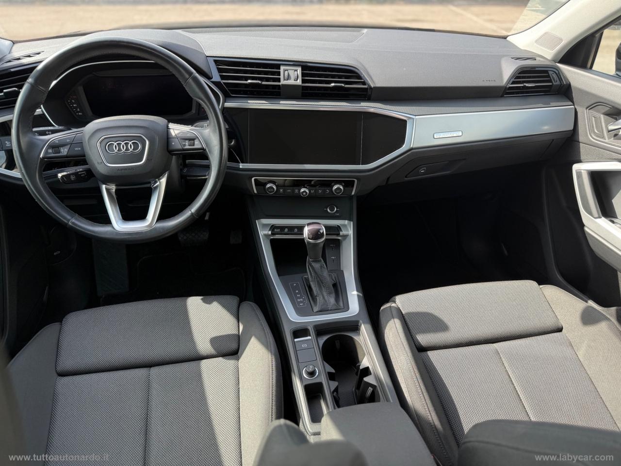 AUDI Q3 SPB 35 TDI quattro S tr. Ident. Black