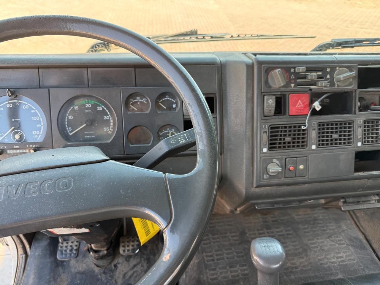 Iveco Eurocargo 150E18 cassone + gru SOLO EXPORT