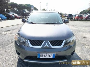 MITSUBISHI Outlander 2.0 DI-D Instyle 7 p.ti DPF