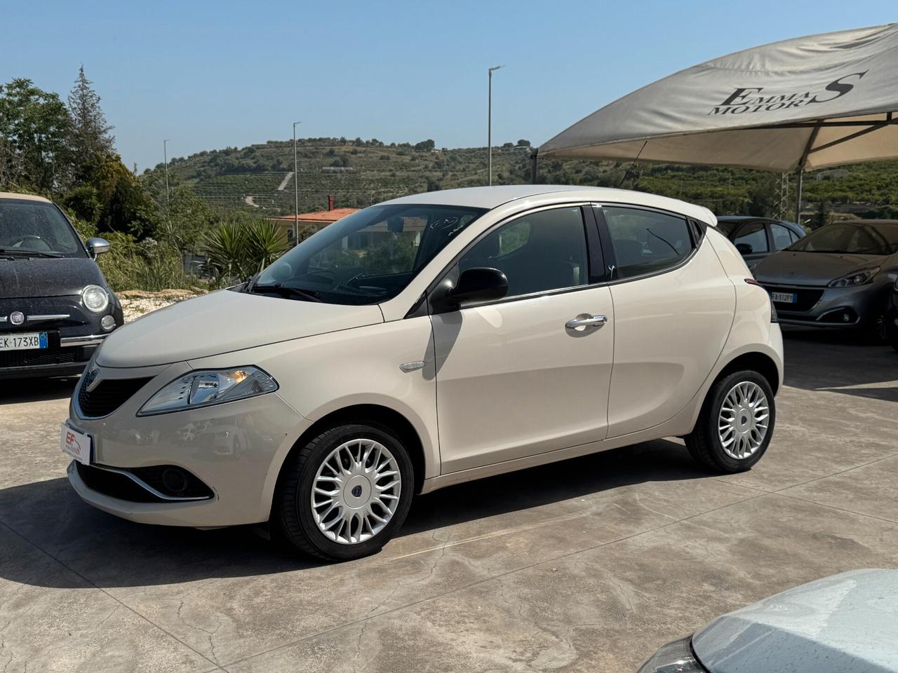Lancia Ypsilon 1.3 MJT 16V 95 CV 5 porte S&S Silver