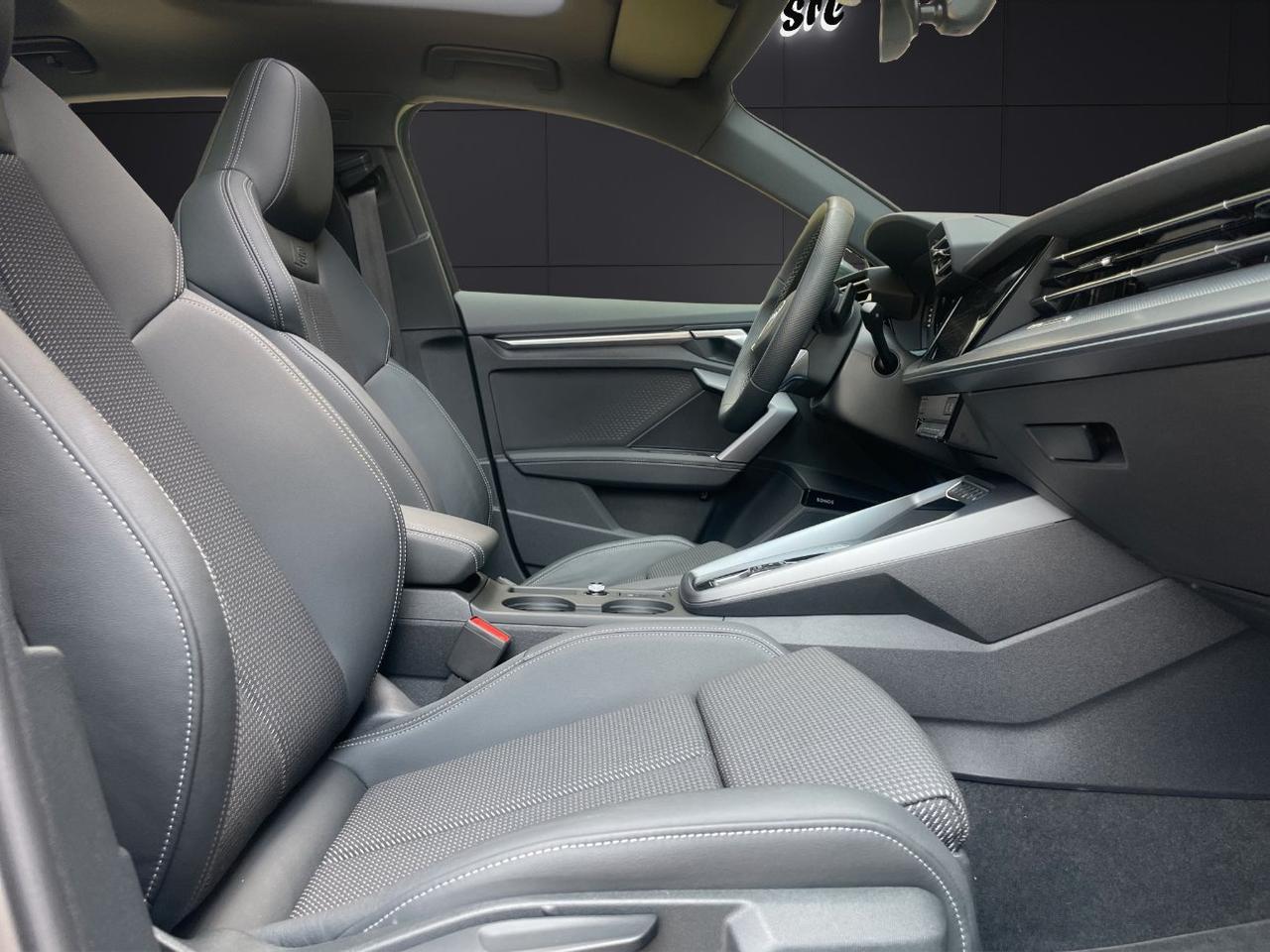 Audi A3 Sportback 2.0 tdi S line edition 150cv s-tronic