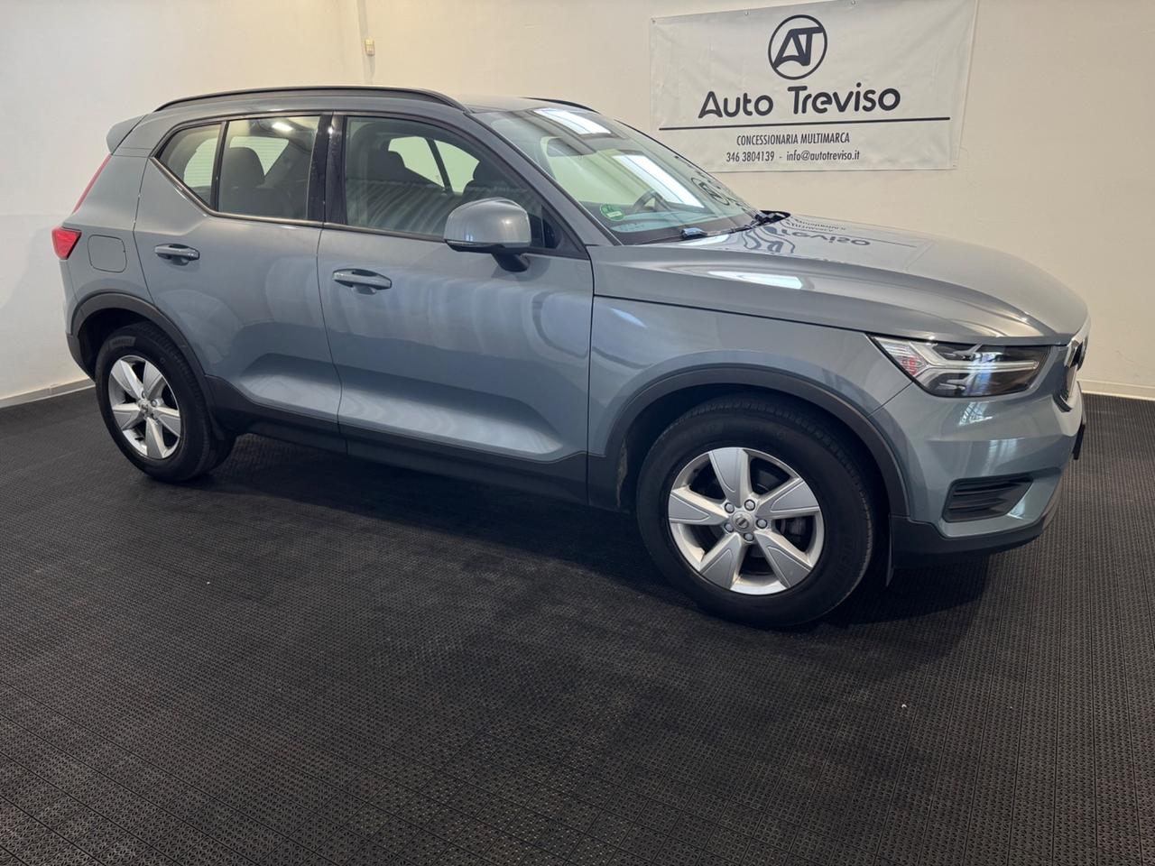 Volvo XC40 D3 Momentum Core