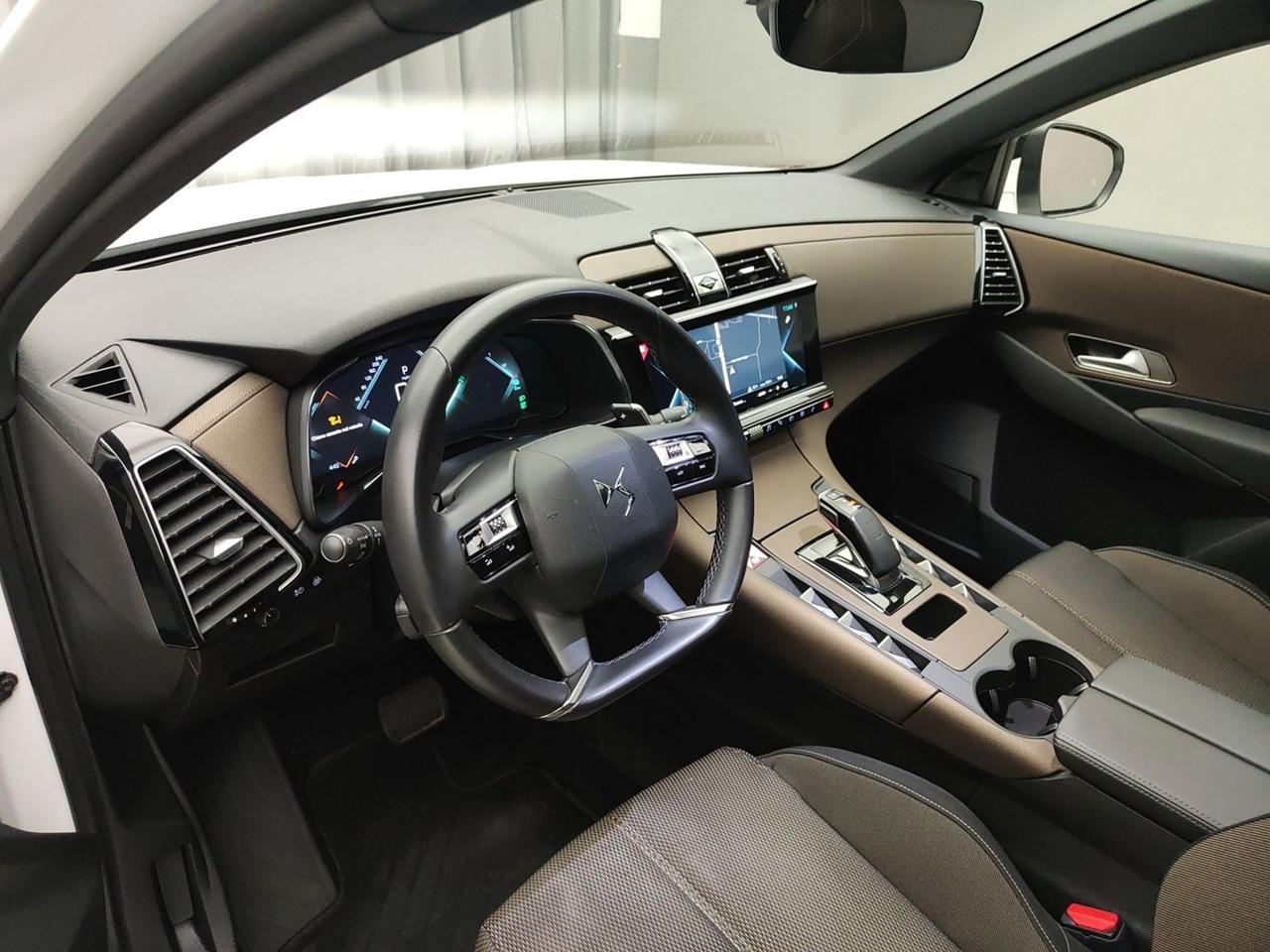 DS7 Crossback DS7 CROSSBACK 1.6 E-TENSE PHEV 300CV BUSINESS 4X4 AUTO