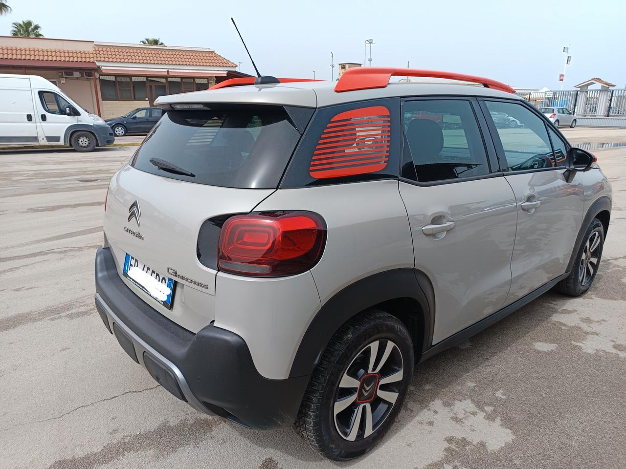 Citroen C3 Aircross C3 Aircross BlueHDi 100 S&S Shine