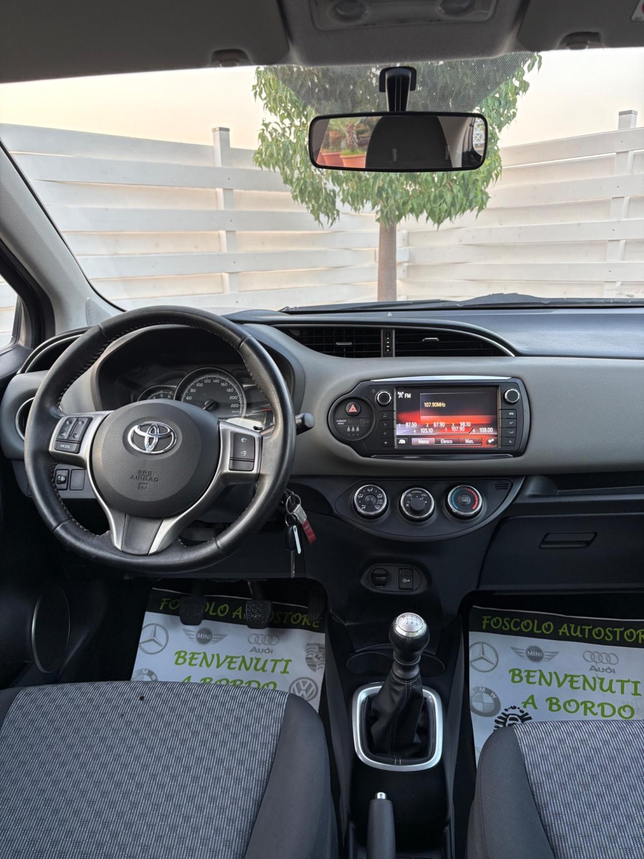 Toyota Yaris 1.4 D-4D 5 porte unico proprietario adatta a neopatentati
