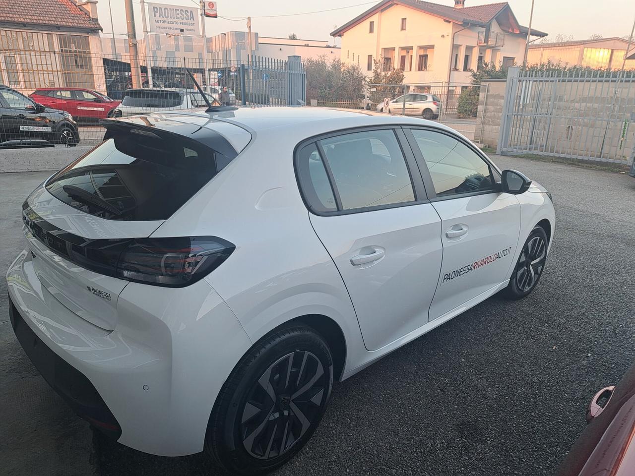 Peugeot 208 STYLE 75 CV NEOPATENTATI NESSUN OBBLIGO FINANZIARIO!!