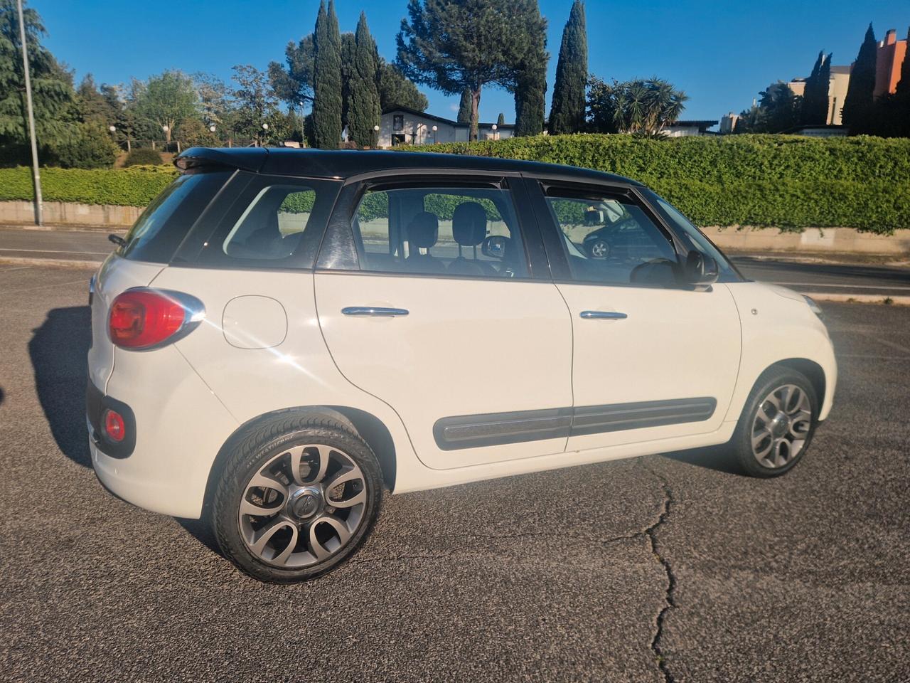 Fiat 500L 1.4 95cv Lounge 109 mila km