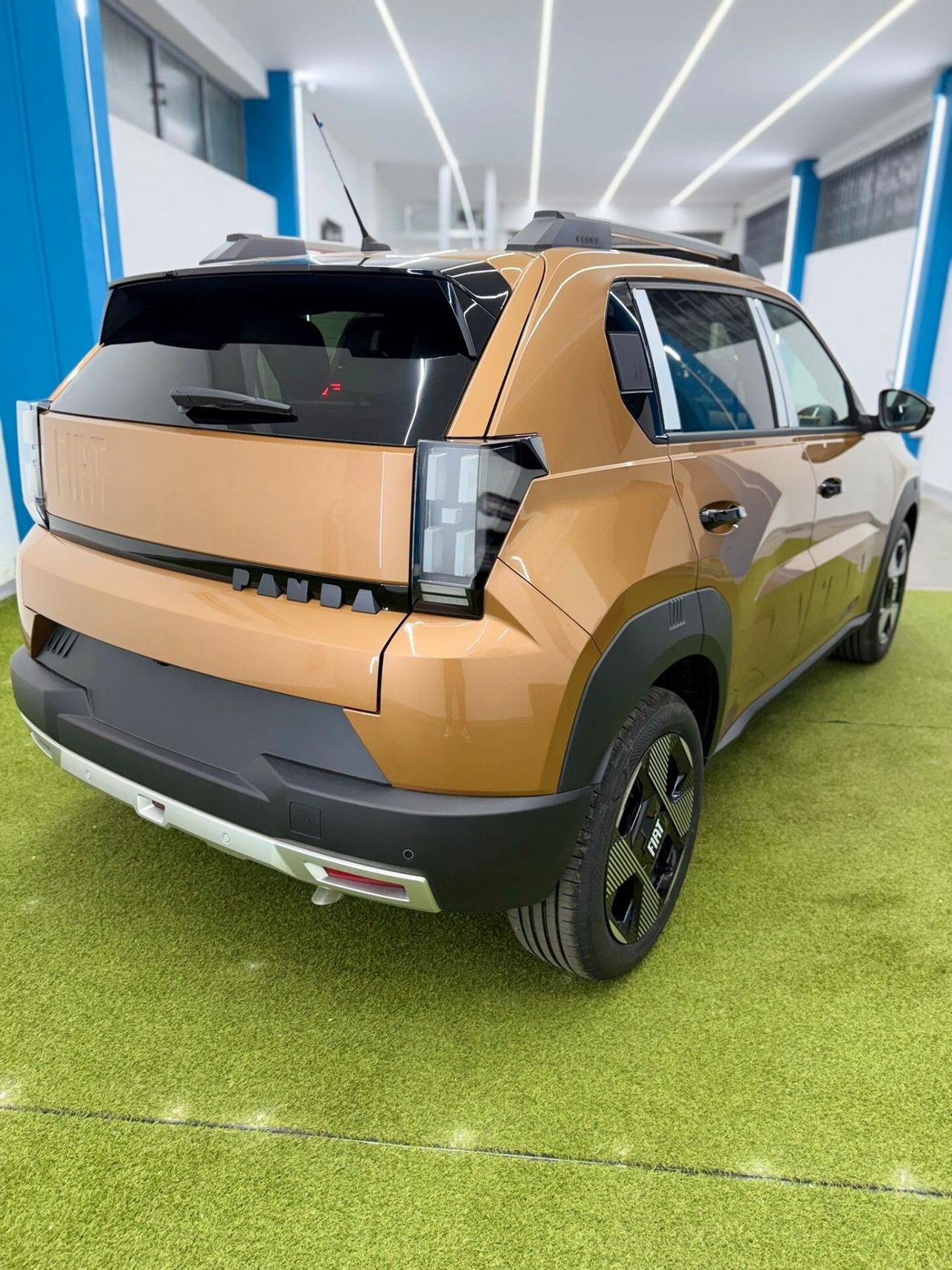 Fiat Grande Panda 1.2 Hybrid 110 CV S&S La Prima