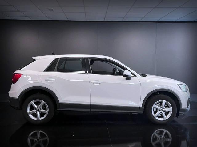 AUDI Q2 30 TDI S tronic Business