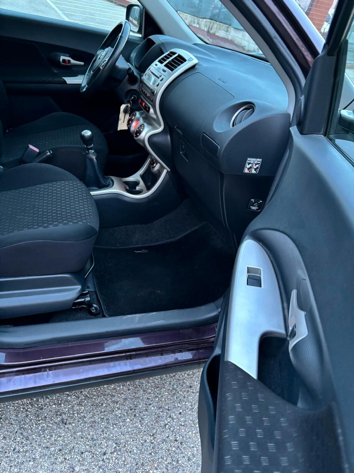 Toyota Urban Cruiser 1.3 Luxury KM ORIGINALI CERTIFICATI SEMPRE TAGLIANDATO