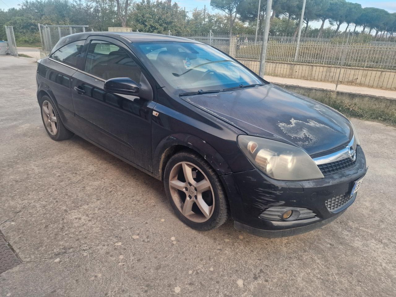 Opel Astra GTC 1.6 T 16V 3 porte Cosmo