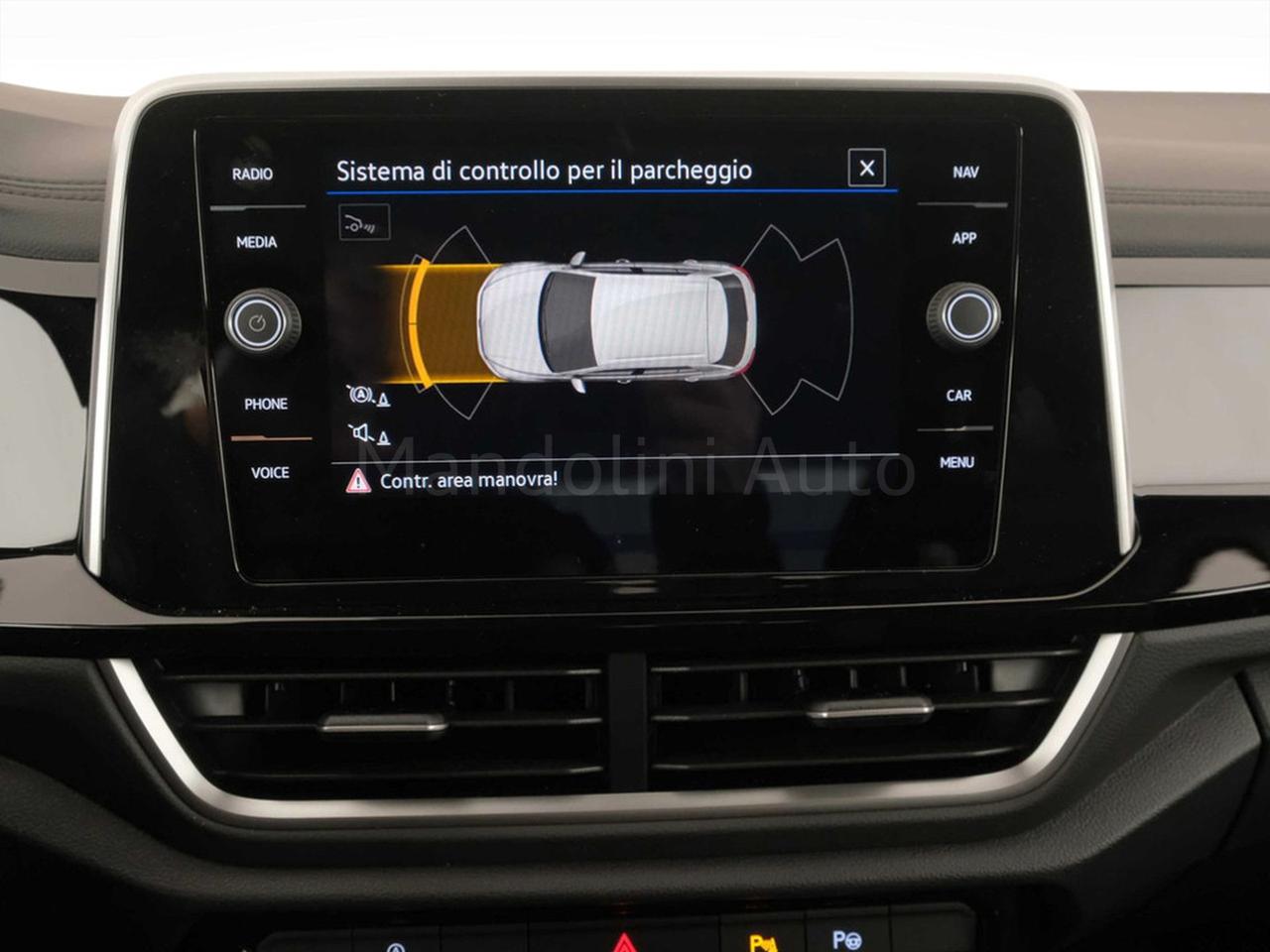 Volkswagen T-Roc 1.0 tsi 115cv r line