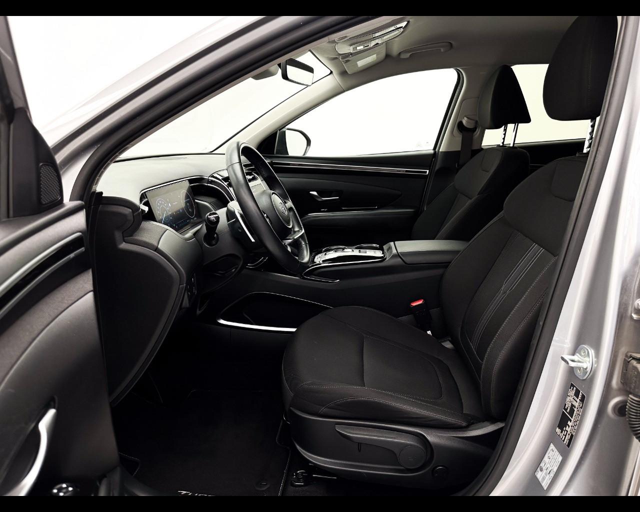 HYUNDAI TUCSON PE 1.6HEV AT 4WD EXELLENCE