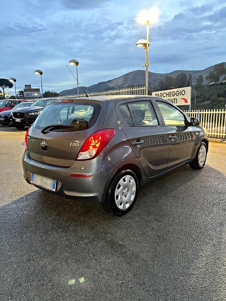 Hyundai i20 1.2 GPL 85cv 2014