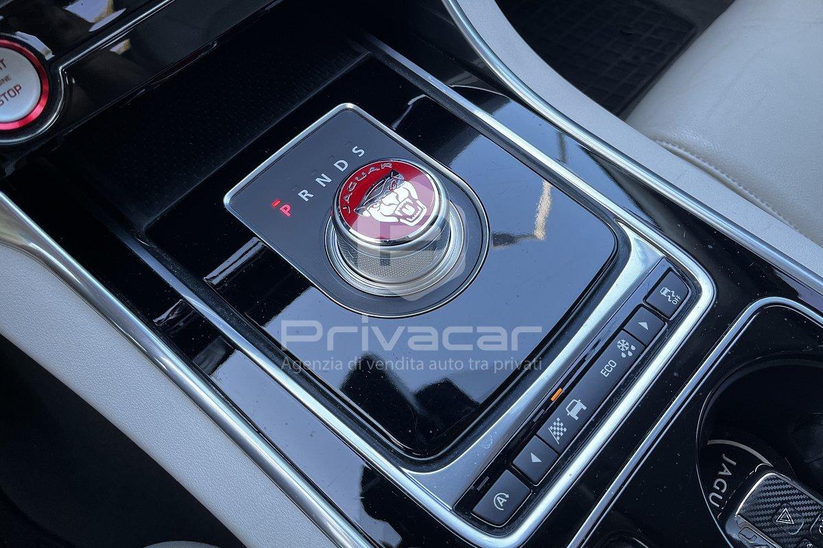 JAGUAR XE 2.0 D Turbo 180CV aut. R-Sport