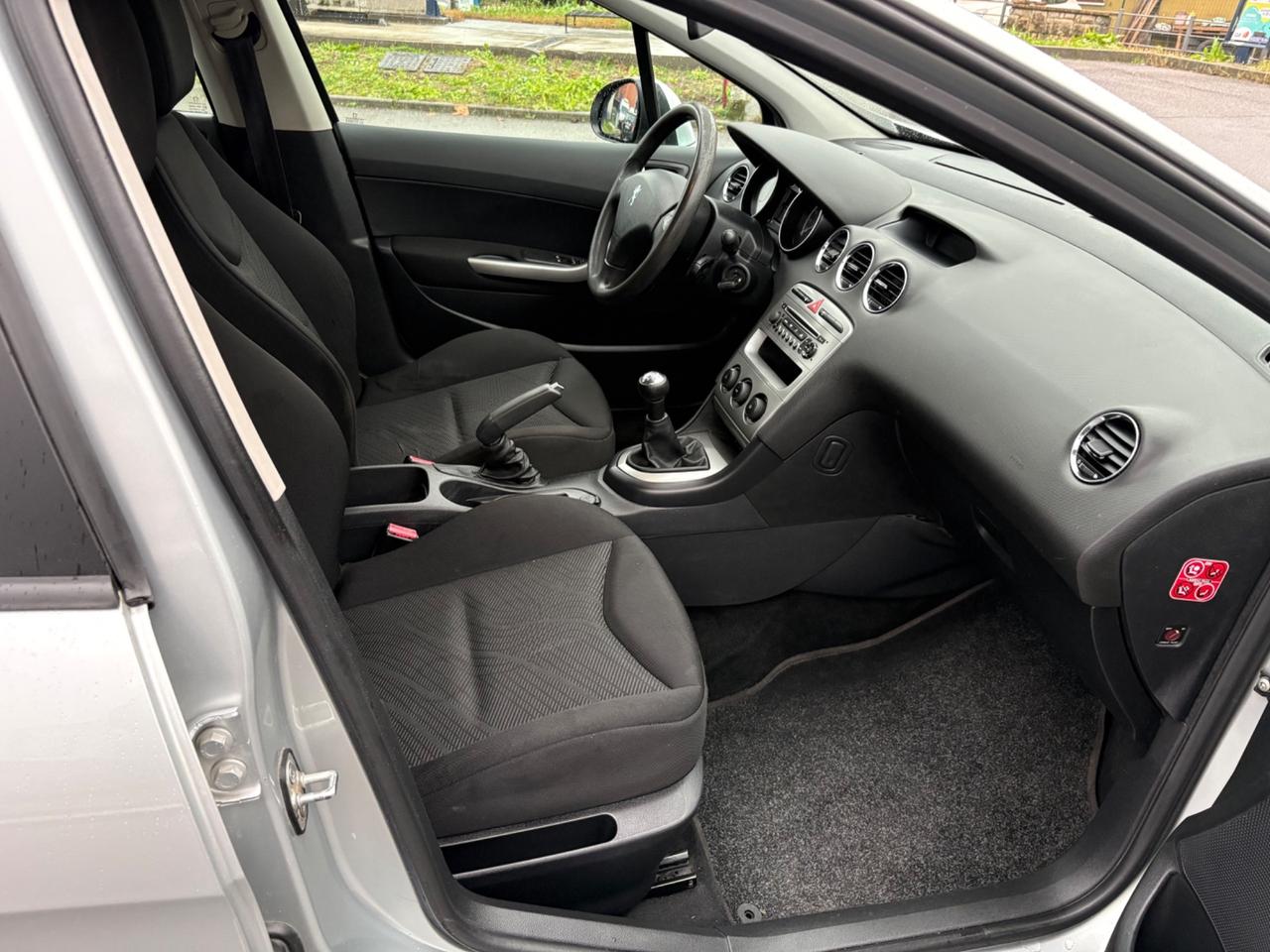 Peugeot 308 1.4 VTi 98CV SW Premium