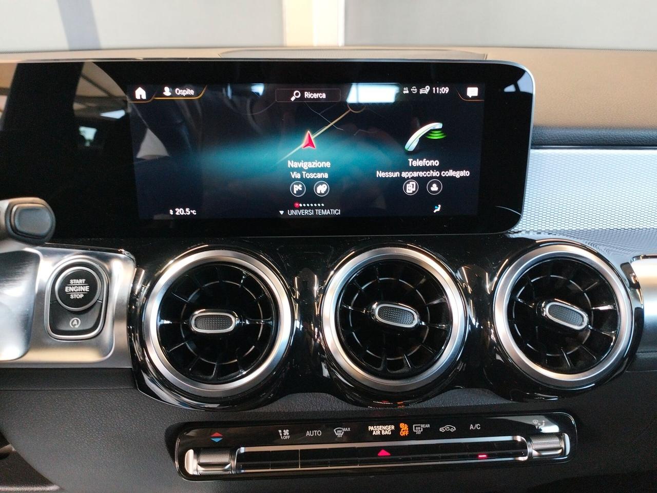 Mercedes-Benz GLB 180 X247 2019 d Sport auto