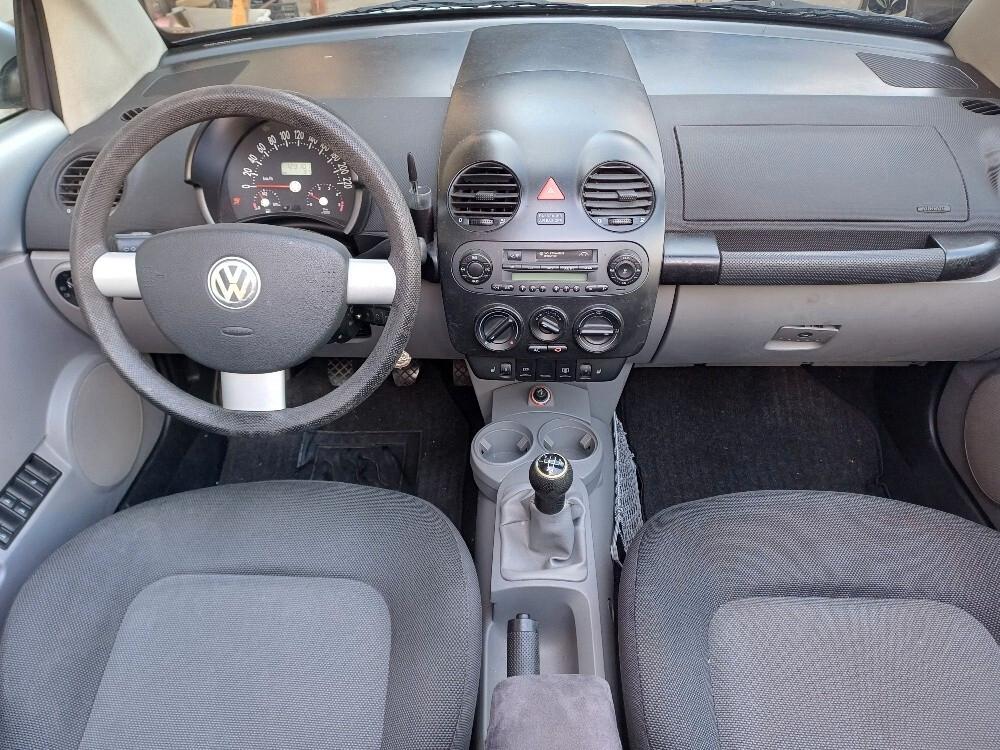 Volkswagen New Beetle Cabrio 1.9 TDI Anno 2004