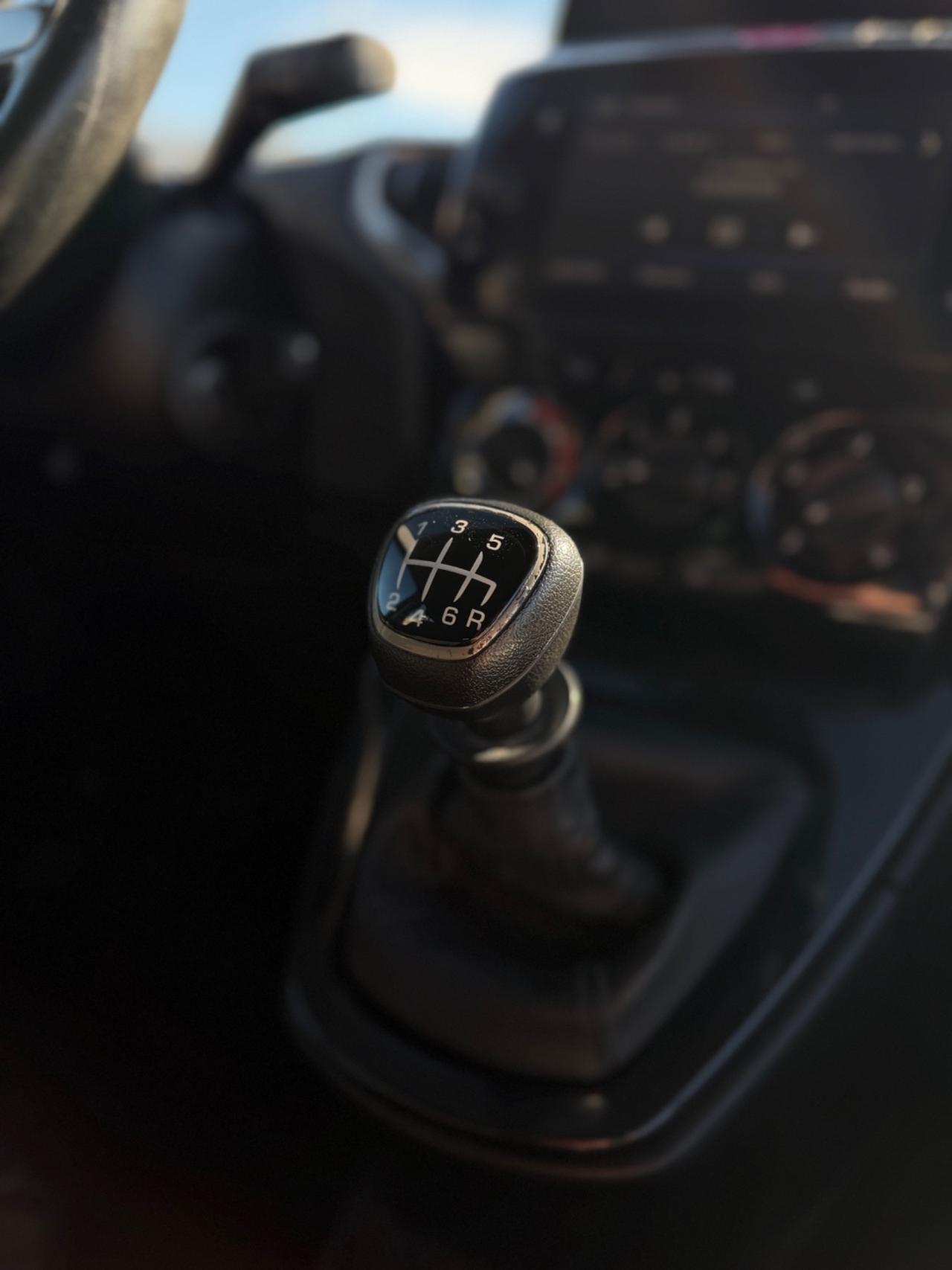 Lancia Ypsilon 1.0 Hybrid Ecochic Gold