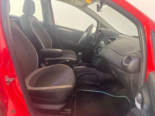 FIAT Punto 1.2 8V 5 porte Virgin Radio