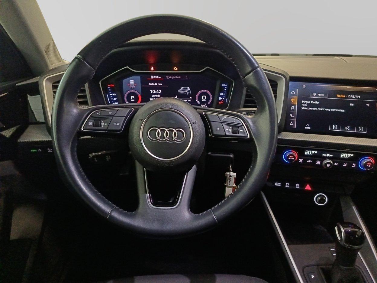 AUDI A1 2ª serie - A1 citycarver 30 TFSI S tronic Admired