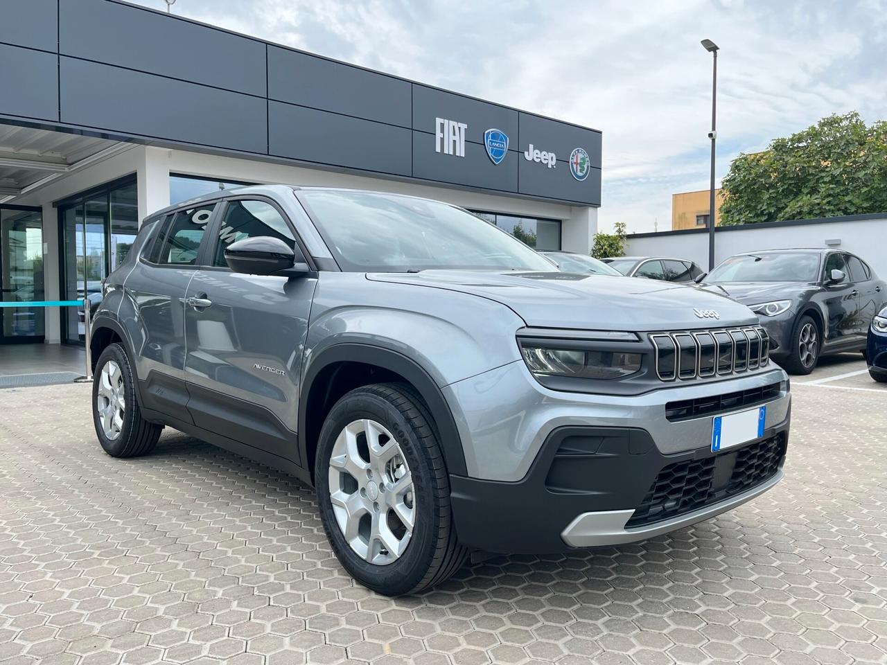 Jeep Avenger 1.2 Turbo 100 CV Altitude KM0