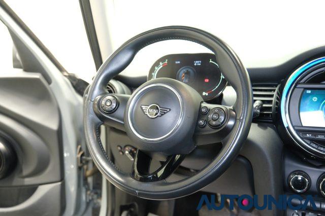 MINI Cooper 1.5 HYPE 5 PORTE AUTOMATICA UNION JACK FULL LED