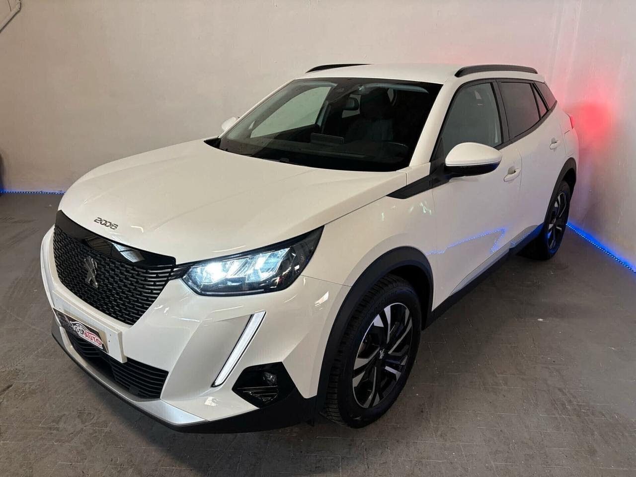 Peugeot 2008 BlueHDi 130 S&S EAT8 Allure-.