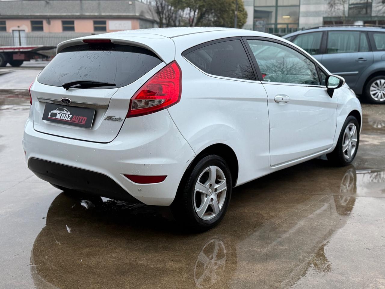 Ford Fiesta 1.2 82CV 3 porte Titanium