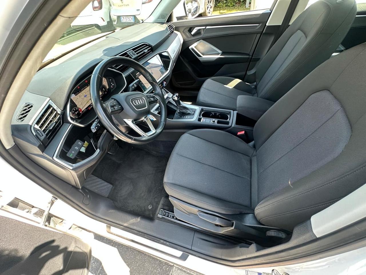 Audi Q3 2.0TDI 150CV S tronic SPORT 2022 PACCHET LUCI FULL OPTIONAL