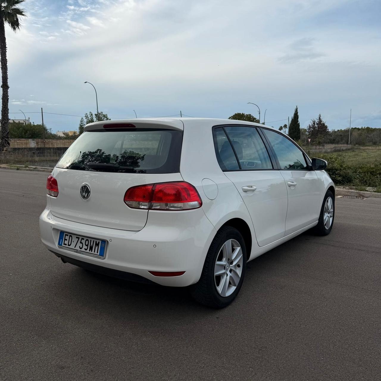 Volkswagen Golf 1.6 TDI DPF 5p. BlueMotion